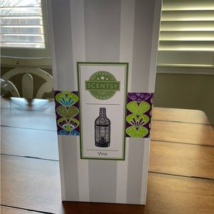 Scentsy Vino Warmer